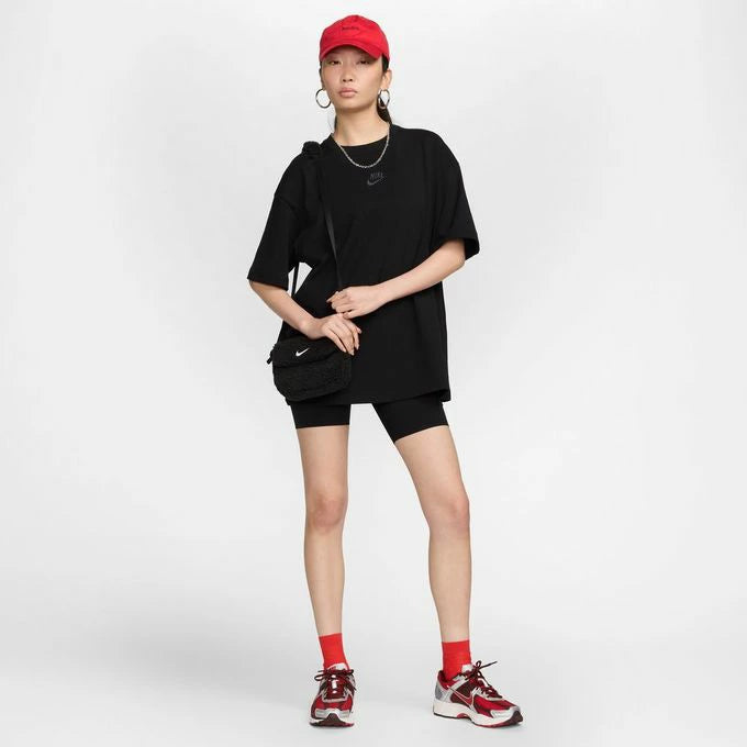 Nike Sportswear Women's Oversized T-Shirt