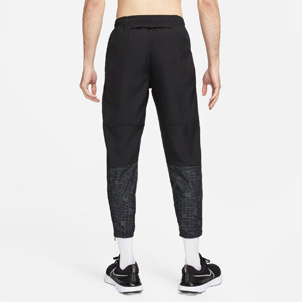 Nike Men's Dri-FIT Running Division Challenger Woven Fleece