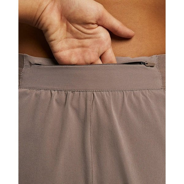 Nike Swift Dri-FIT Mid-rise 2-in-1 Shorts