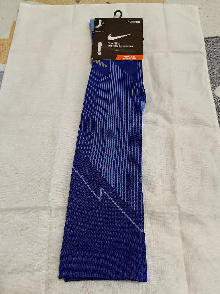 Nike Elite Run Hyper Lightweight Compression