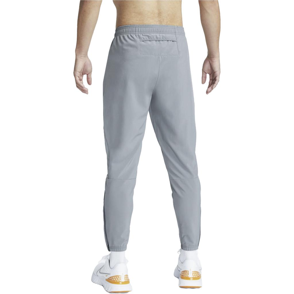 Nike Men's Essential Woven Pants
