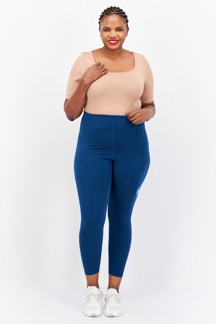 Nike Sportswear Swoosh High-Rise Leggings Plus Size