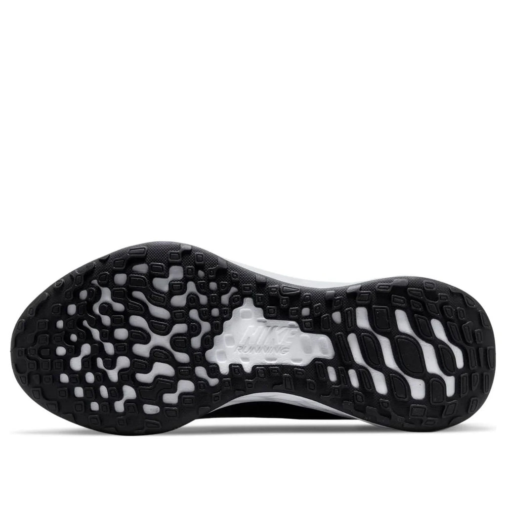 Nike Revolution 6 Extra Wide