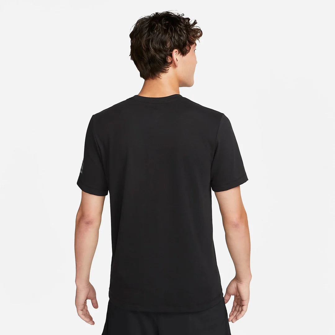Nike Men's Dri-FIT Training Graphic T-Shirt