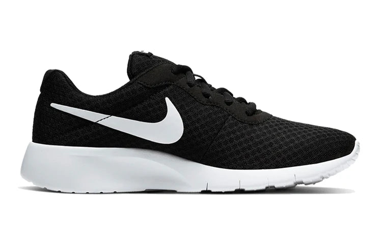 Nike Tanjun Grade School Shoe