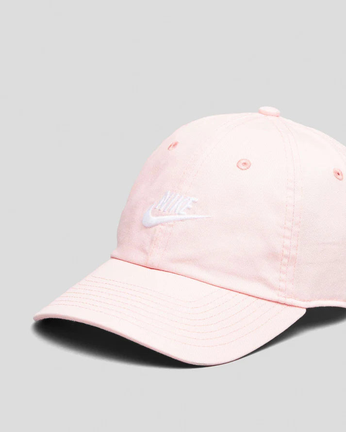 Nike Sportswear Heritage 86 Futura Washed Adjustable Cap