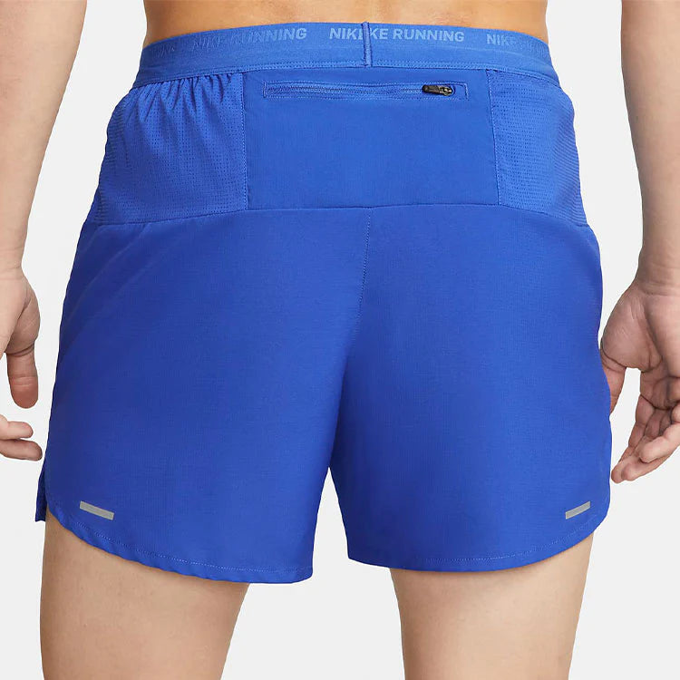 Nike Dri-FIT Stride 5IN Boyfriend Shorts