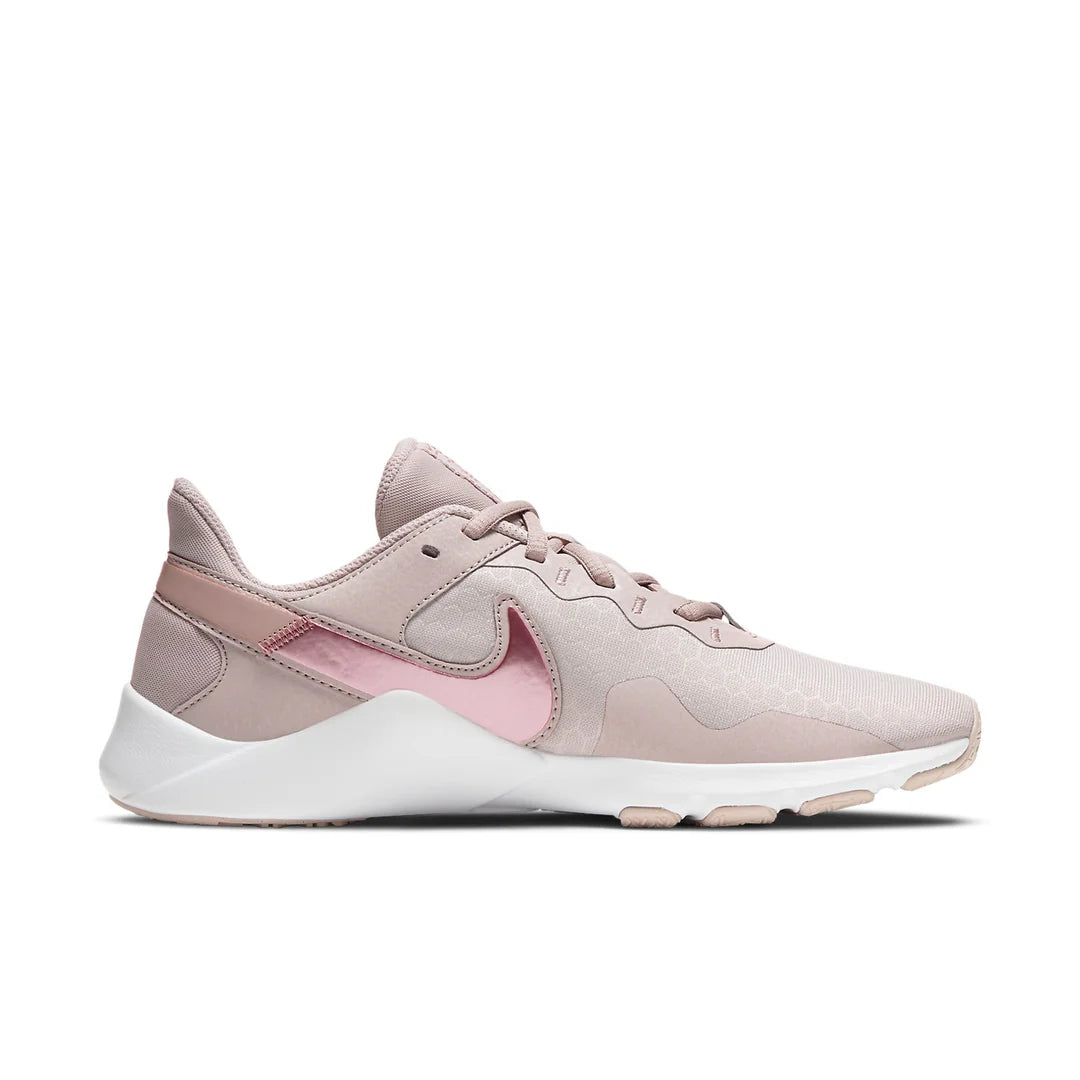 Nike Legend Essential 2