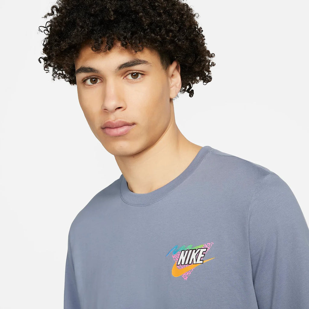 Nike Sportswear T-shirt Beach Pug Label