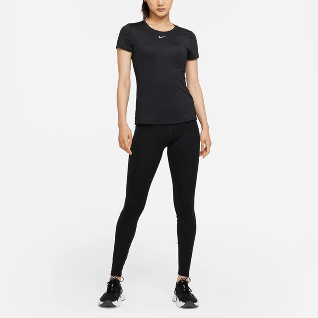 Nike One Dri-FIT Slim Fit Short Sleeve Training Top