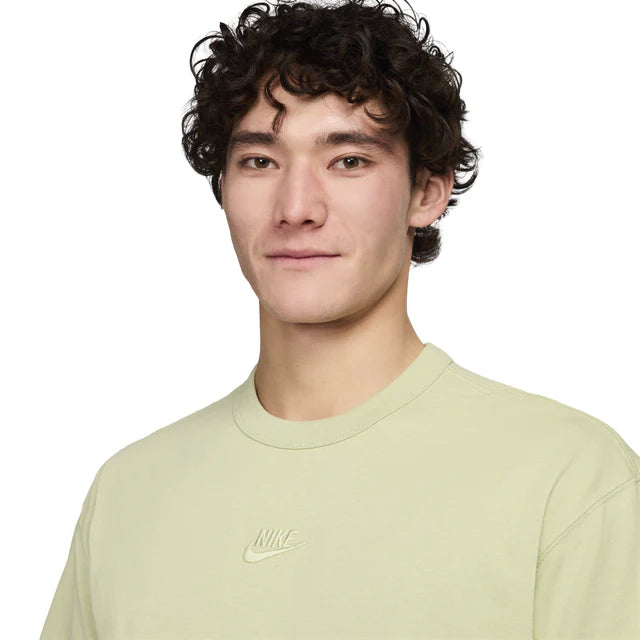 Nike Sportswear Premium Essential Sustainable T-shirt