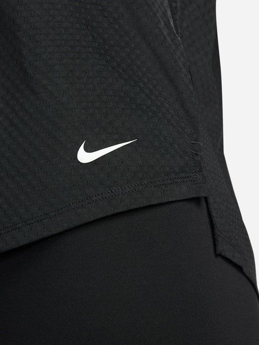 Nike One Dri-FIT Breathe Standard Fit Short-Sleeve Training Top