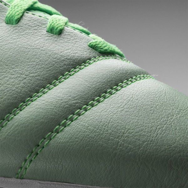 Nike Junior CTR360 Enganche III Firm Ground Soccer Cleat