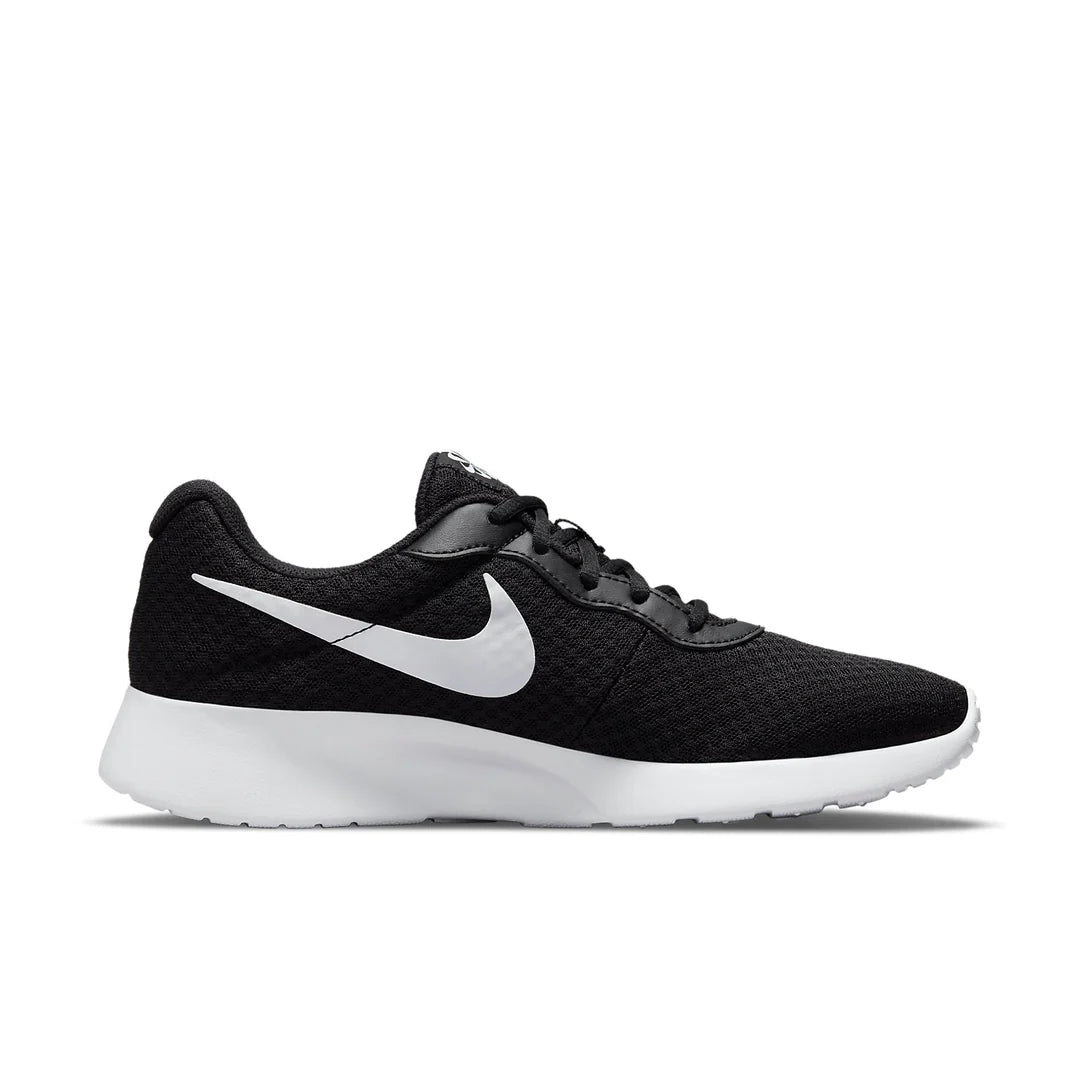 Nike Tanjun
