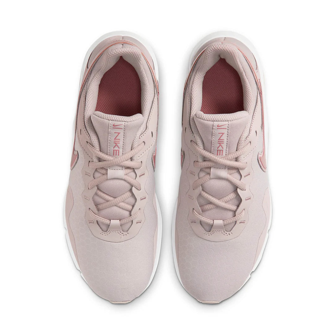 Nike Legend Essential 2