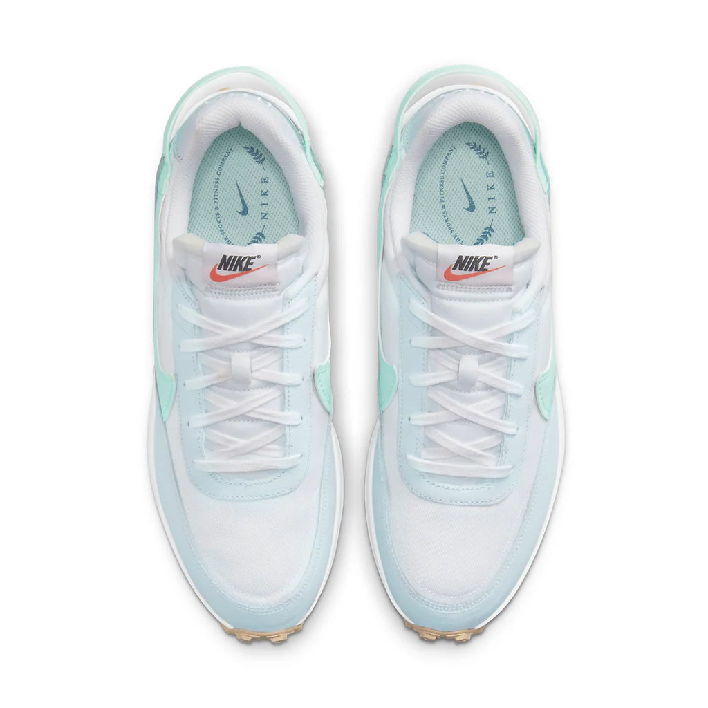 Nike Waffle Debut