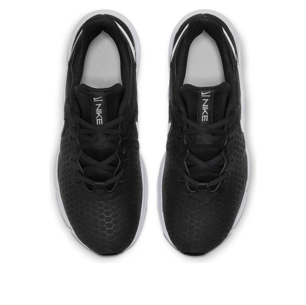Nike Legend Essential 2
