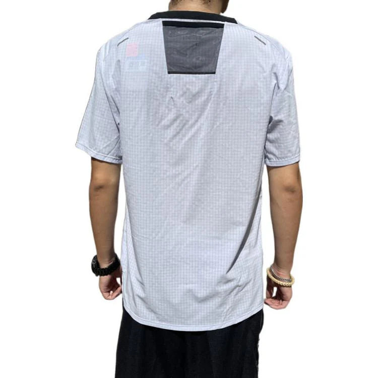 Nike Dri-FIT Trail Rise 365 Short-Sleeve T-Shirt
