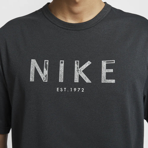 Nike Dri-FIT UV Hyverse Short-sleeve Its