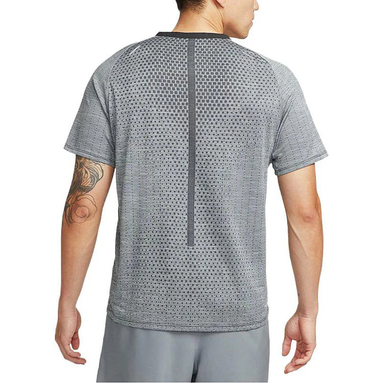 Nike Dri-FIT ADV TechKnit Ultra
