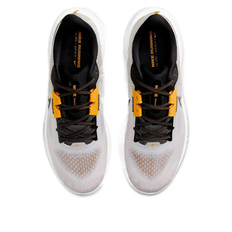 Nike Vomero 17 Road