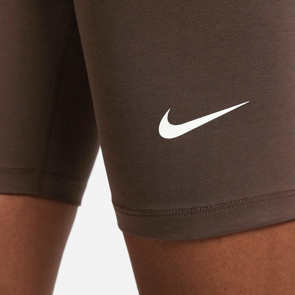 Nike Sportswear Women's Classic High-Rise 8-Inch Shorts
