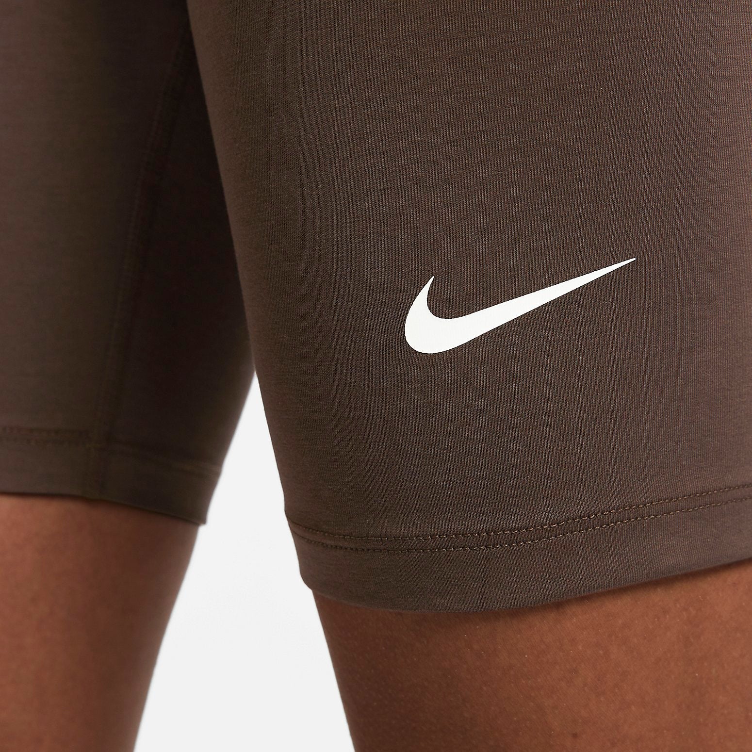 Nike Sportswear Women's Classic High-Rise 8-Inch Shorts