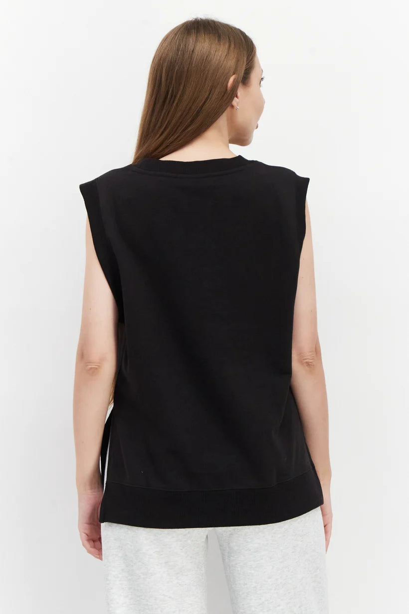 Puma Women's Solid Sleeveless Sweater Black