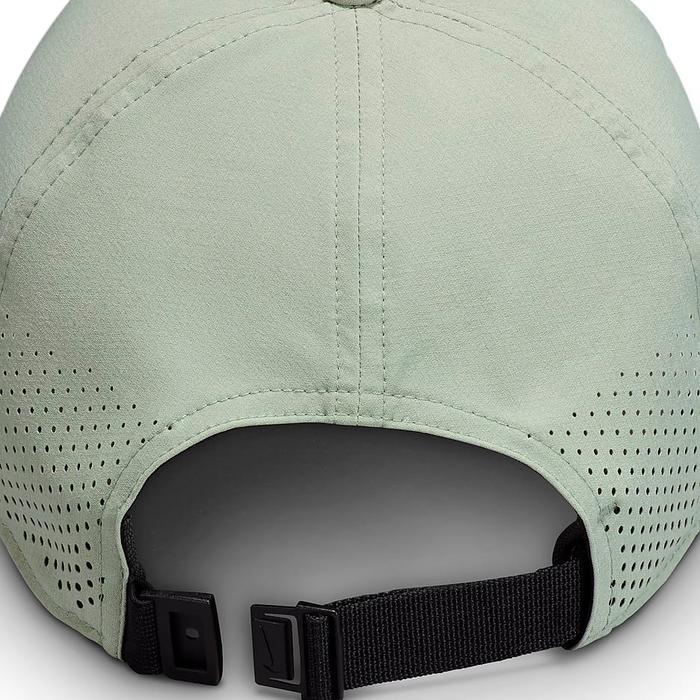 Nike Dri-FIT ADV Club Cap