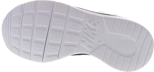 Nike Tanjun Grade School Shoe
