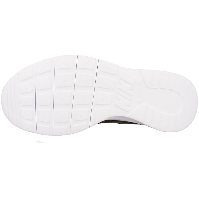 Nike Tanjun Grade School Shoe