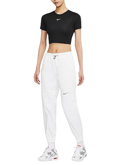 Nike Sportswear Essential Women's Slim Cropped T-Shirt