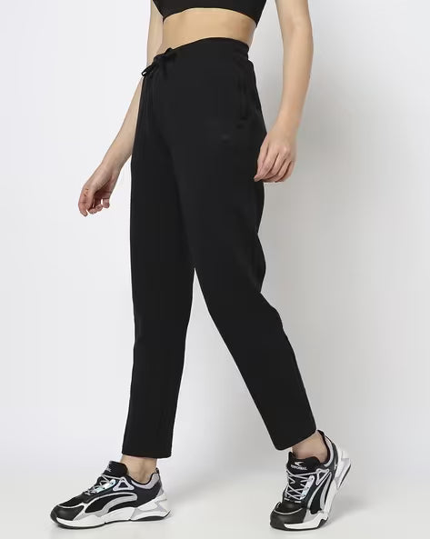Nike Women's Power Essential Cropped Tights