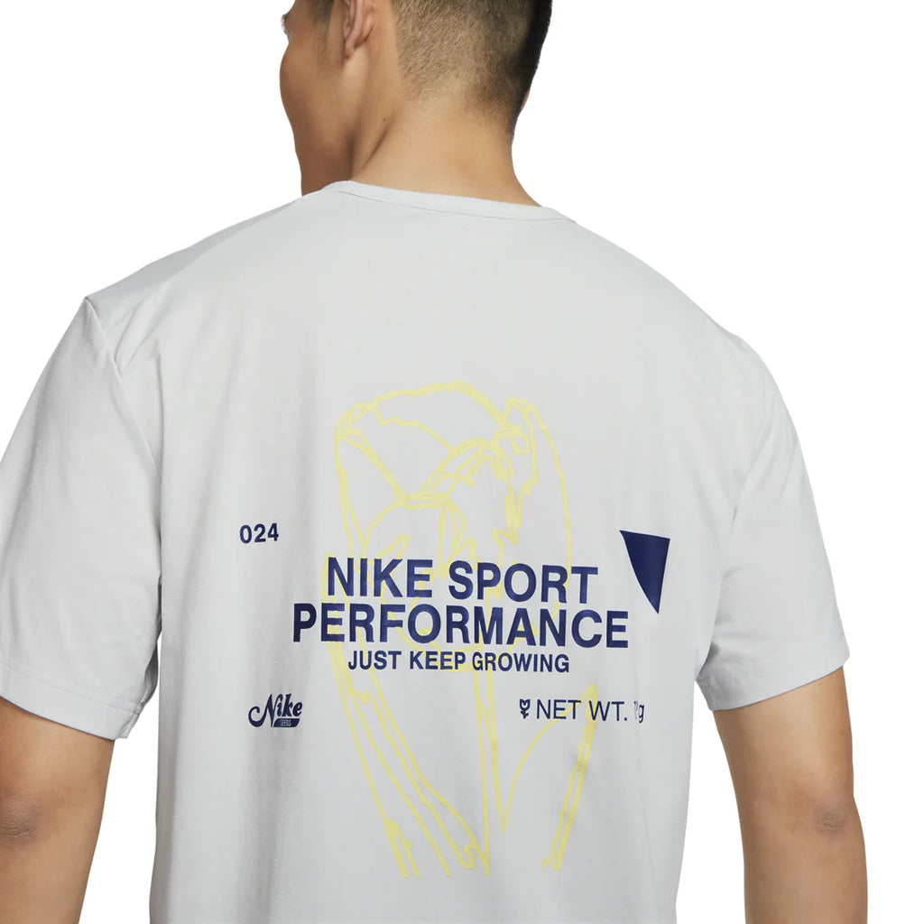 Nike Dri-FIT UV Hyverse Short-sleeve GX