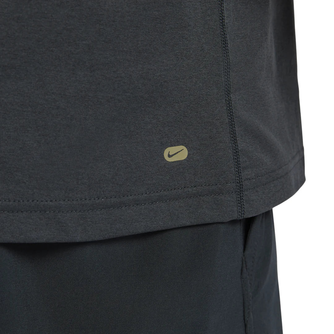 Nike Dri-FIT UV Hyverse Short-sleeve Its