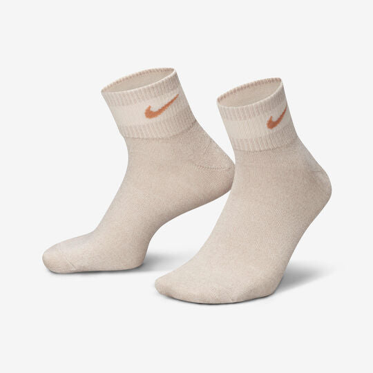 Nike ED Essential Ankle 1PR 144 Metallic