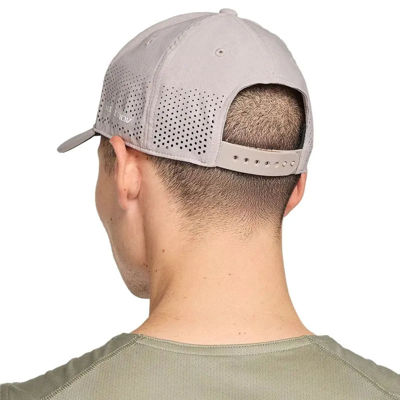Nike Dri-FIT ADV Club Cap