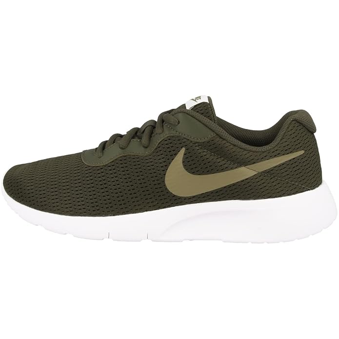 Nike Tanjun Grade School Shoe