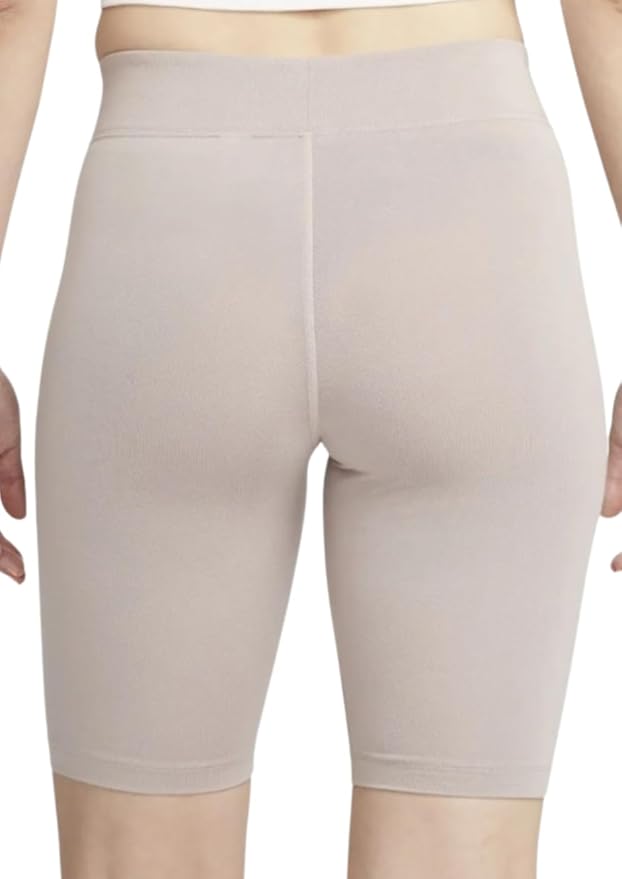 Nike Essential Mid-Rise Biker Short