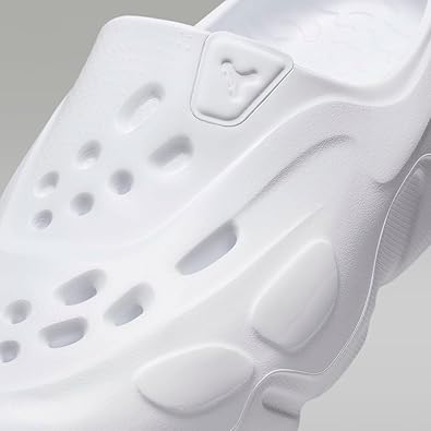 Nike Jordan Roam