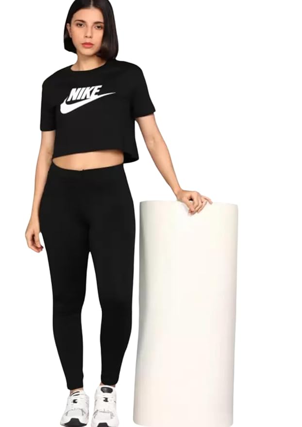 Nike Sportswear Women's Essential Icon Futura Cropped Top
