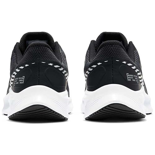Nike Quest 3 Shield Mens Running Shoes