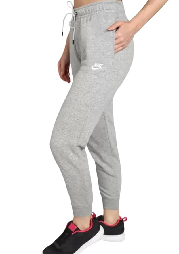 Nike Sportswear Women's Essential Mid-Rise Regular Fleece Pants
