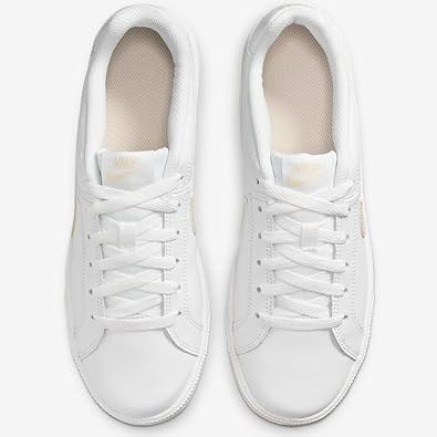 Nike Court Royale