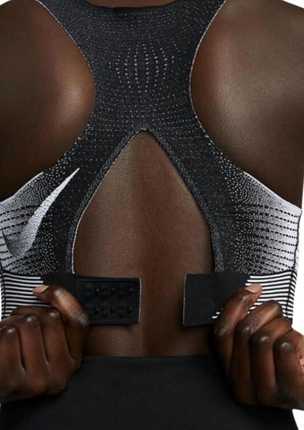 Nike Women's Swoosh Flyknit Sports Bra