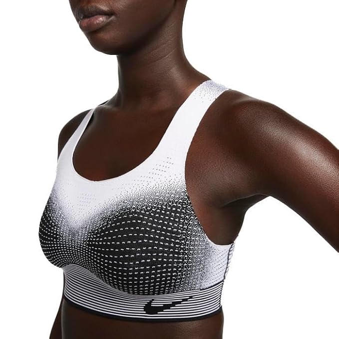 Nike Women's Swoosh Flyknit Sports Bra
