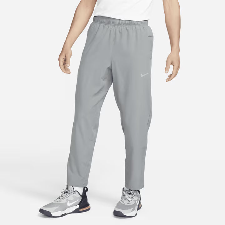 Nike Sportswear Club Pants Open Hem French Terry