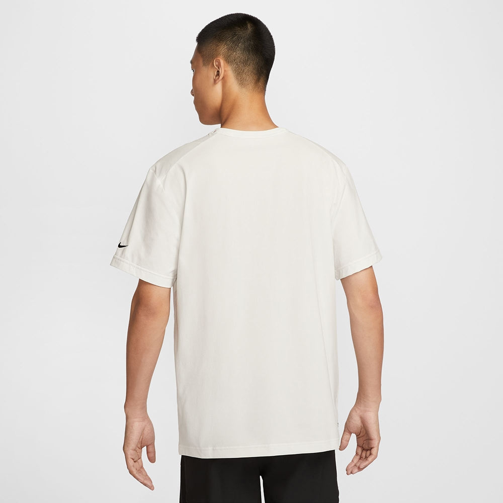 Nike Dri-FIT UV Hyverse Track Club