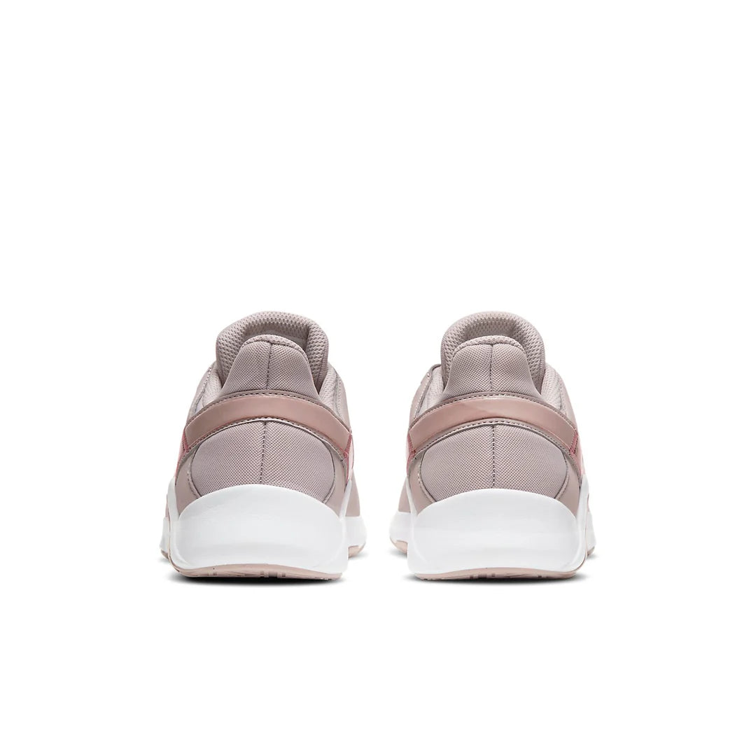 Nike Legend Essential 2
