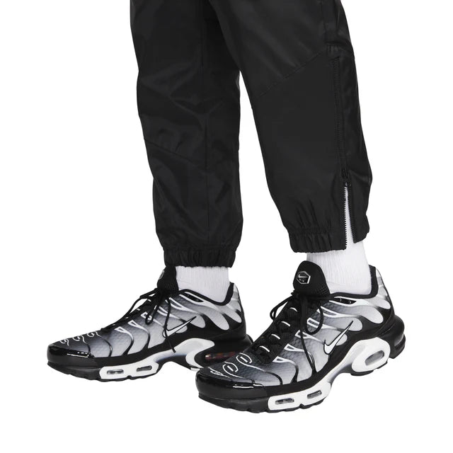 Nike Water-resistant Woven Lined Pants